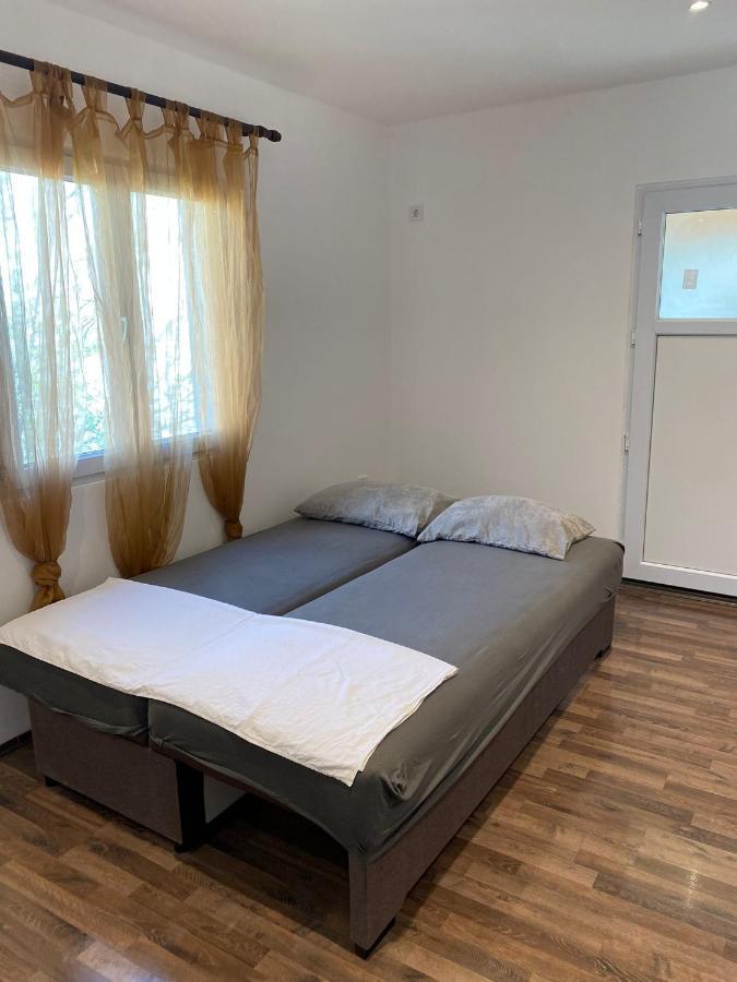 Apartmani Lala 2 Čanj Εξωτερικό φωτογραφία